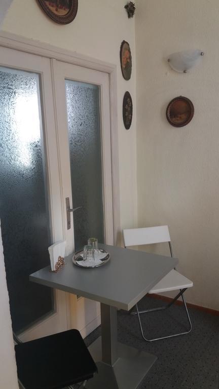 12 Residence Cotroceni Bukarest Eksteriør billede